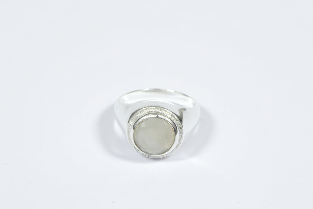 Noir Haven Signet Ring - Silver